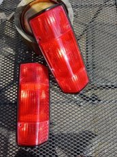 kmver026 Tail lights red